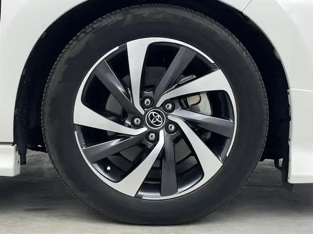トヨタ ハリアー プレミアム 埼玉県 2018(平30)年 4.2万km ホワイトパールクリスタルシャイン モデリスタエアロ　ＨＫＳマフラー　ＡＬＰＩＮＥ１０型ナビ　テイン車高調　バックカメラ　追従走行　フルセグＴＶ　電動リアゲート　ハーフレザー　ＥＴＣ　前後ドライブレコーダー　デジタルインナーミラー