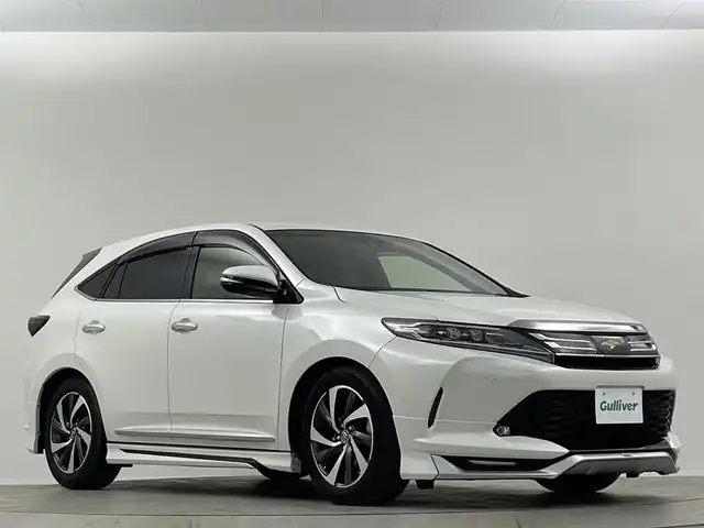 トヨタ ハリアー プレミアム 埼玉県 2018(平30)年 4.2万km ホワイトパールクリスタルシャイン モデリスタエアロ　ＨＫＳマフラー　ＡＬＰＩＮＥ１０型ナビ　テイン車高調　バックカメラ　追従走行　フルセグＴＶ　電動リアゲート　ハーフレザー　ＥＴＣ　前後ドライブレコーダー　デジタルインナーミラー