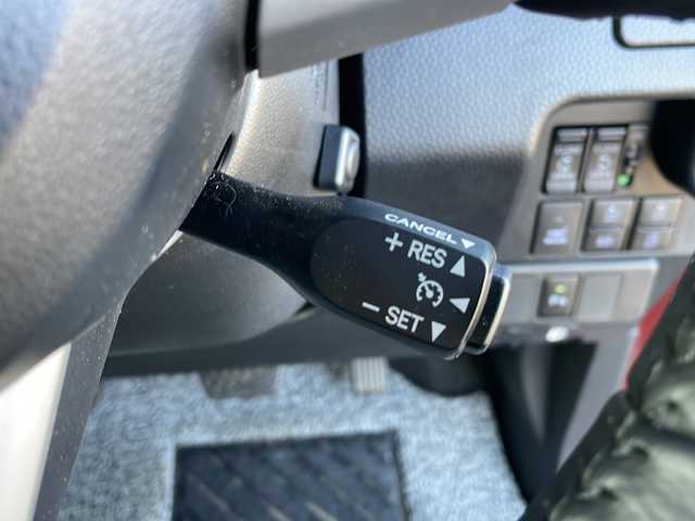 トヨタ ルーミー カスタムG 島根県 2020(令2)年 2万km ブラックマイカメタリック/ファイアークォーツレッドメタリック 純正9インチSDナビゲーション(NSZT-Y68T)/フルセグ BT SD CD DVD/全方位カメラ/サイドカメラ/レーンキープアシスト/クルーズコントロール/両側パワースライドドア/D/N席シートヒーター/オートマチックハイビーム/LEDヘッドライト/AUTOライト/フォグライト/後席サイドサンシェード/オートリトラミラー/ISOFIX/革巻きステアリング/ステアリングリモコン/純正14インチアルミホイール