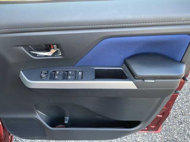 トヨタ ルーミー カスタムG 島根県 2020(令2)年 2万km ブラックマイカメタリック/ファイアークォーツレッドメタリック 純正9インチSDナビゲーション(NSZT-Y68T)/フルセグ BT SD CD DVD/全方位カメラ/サイドカメラ/レーンキープアシスト/クルーズコントロール/両側パワースライドドア/D/N席シートヒーター/オートマチックハイビーム/LEDヘッドライト/AUTOライト/フォグライト/後席サイドサンシェード/オートリトラミラー/ISOFIX/革巻きステアリング/ステアリングリモコン/純正14インチアルミホイール