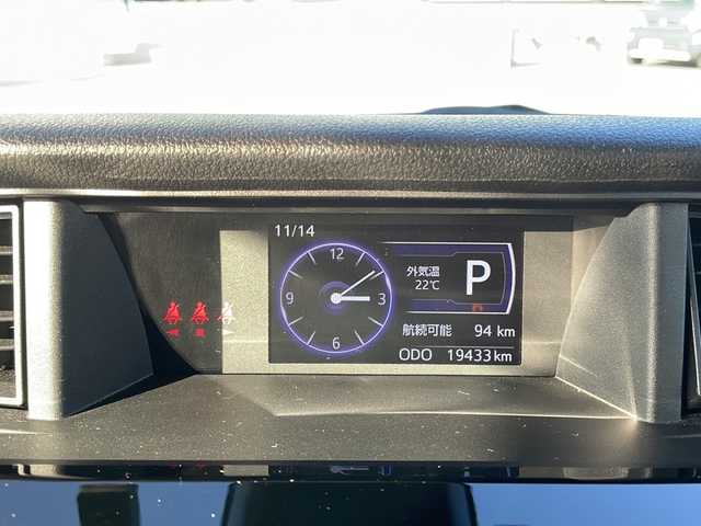 トヨタ ルーミー カスタムG 島根県 2020(令2)年 2万km ブラックマイカメタリック/ファイアークォーツレッドメタリック 純正9インチSDナビゲーション(NSZT-Y68T)/フルセグ BT SD CD DVD/全方位カメラ/サイドカメラ/レーンキープアシスト/クルーズコントロール/両側パワースライドドア/D/N席シートヒーター/オートマチックハイビーム/LEDヘッドライト/AUTOライト/フォグライト/後席サイドサンシェード/オートリトラミラー/ISOFIX/革巻きステアリング/ステアリングリモコン/純正14インチアルミホイール