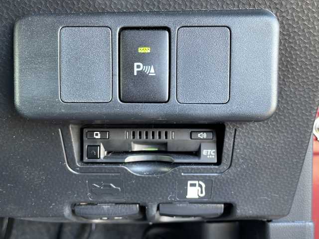 トヨタ ルーミー カスタムG 島根県 2020(令2)年 2万km ブラックマイカメタリック/ファイアークォーツレッドメタリック 純正9インチSDナビゲーション(NSZT-Y68T)/フルセグ BT SD CD DVD/全方位カメラ/サイドカメラ/レーンキープアシスト/クルーズコントロール/両側パワースライドドア/D/N席シートヒーター/オートマチックハイビーム/LEDヘッドライト/AUTOライト/フォグライト/後席サイドサンシェード/オートリトラミラー/ISOFIX/革巻きステアリング/ステアリングリモコン/純正14インチアルミホイール