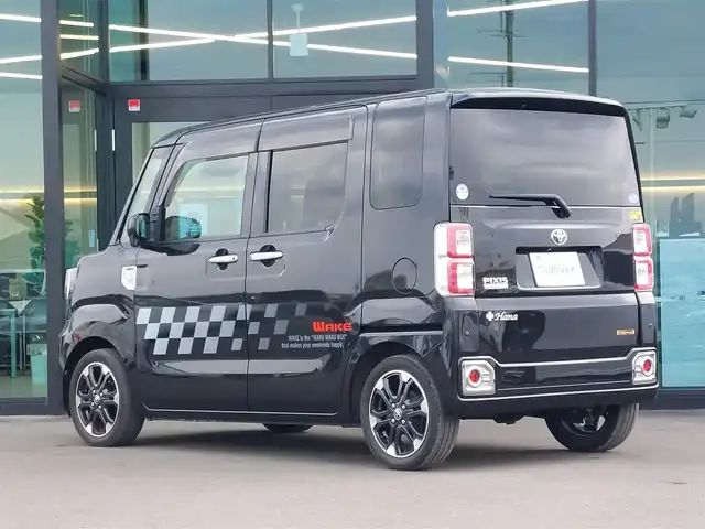 トヨタ ピクシスメガ GターボレジャーエディションSAⅢ 東京都 2018(平30)年 3.7万km ブラックマイカメタリック スマートアシストIII/・衝突回避ブレーキ/・オートマチックハイビーム/・コーナーセンサー/プッシュスタート/アイドリングストップ/純正ナビ/　・フルセグTV/　・Bluetooth接続/　・CD/DVD再生/　・USB/　・AM/FMラジオ/バックカメラ/ドライブレコーダー/リモコンエンジンスターター/両側パワースライドドア/運転席シートヒーター/純正フロアマット/LEDヘッドライト/ドアバイザー/純正15インチアルミホイール/スマートキー×２