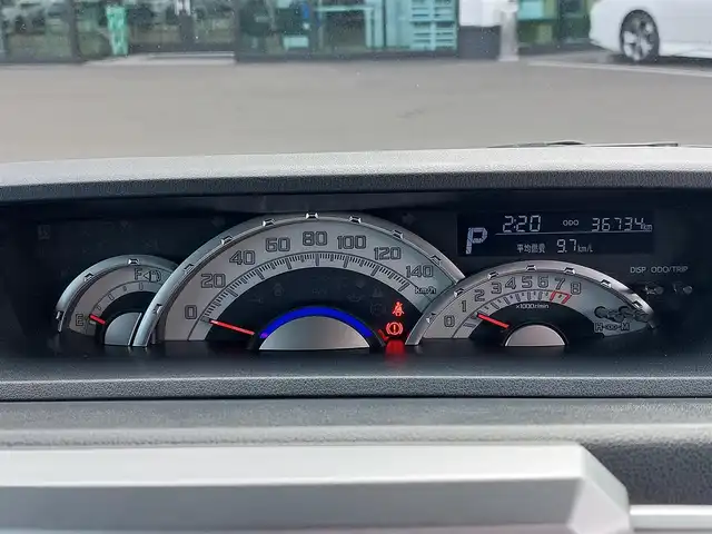 トヨタ ピクシスメガ GターボレジャーエディションSAⅢ 東京都 2018(平30)年 3.7万km ブラックマイカメタリック スマートアシストIII/・衝突回避ブレーキ/・オートマチックハイビーム/・コーナーセンサー/プッシュスタート/アイドリングストップ/純正ナビ/　・フルセグTV/　・Bluetooth接続/　・CD/DVD再生/　・USB/　・AM/FMラジオ/バックカメラ/ドライブレコーダー/リモコンエンジンスターター/両側パワースライドドア/運転席シートヒーター/純正フロアマット/LEDヘッドライト/ドアバイザー/純正15インチアルミホイール/スマートキー×２