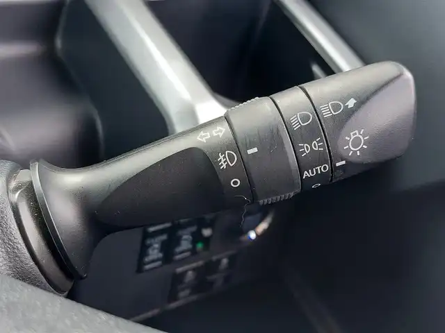 トヨタ ピクシスメガ GターボレジャーエディションSAⅢ 東京都 2018(平30)年 3.7万km ブラックマイカメタリック スマートアシストIII/・衝突回避ブレーキ/・オートマチックハイビーム/・コーナーセンサー/プッシュスタート/アイドリングストップ/純正ナビ/　・フルセグTV/　・Bluetooth接続/　・CD/DVD再生/　・USB/　・AM/FMラジオ/バックカメラ/ドライブレコーダー/リモコンエンジンスターター/両側パワースライドドア/運転席シートヒーター/純正フロアマット/LEDヘッドライト/ドアバイザー/純正15インチアルミホイール/スマートキー×２