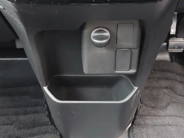 トヨタ ピクシスメガ GターボレジャーエディションSAⅢ 東京都 2018(平30)年 3.7万km ブラックマイカメタリック スマートアシストIII/・衝突回避ブレーキ/・オートマチックハイビーム/・コーナーセンサー/プッシュスタート/アイドリングストップ/純正ナビ/　・フルセグTV/　・Bluetooth接続/　・CD/DVD再生/　・USB/　・AM/FMラジオ/バックカメラ/ドライブレコーダー/リモコンエンジンスターター/両側パワースライドドア/運転席シートヒーター/純正フロアマット/LEDヘッドライト/ドアバイザー/純正15インチアルミホイール/スマートキー×２