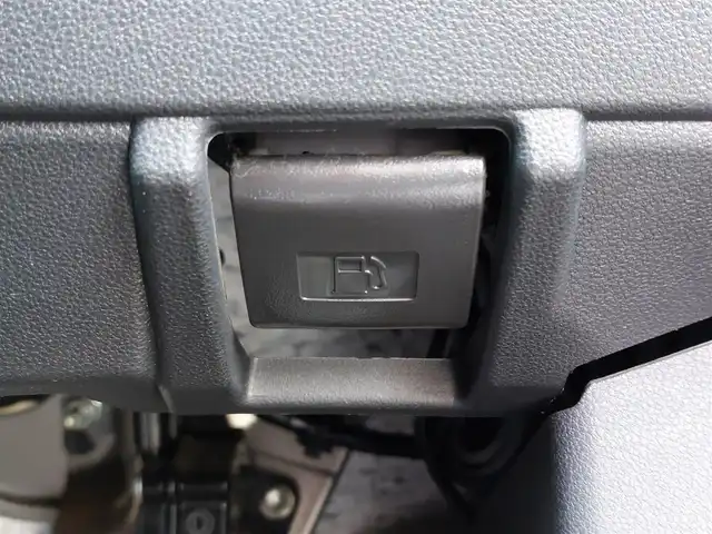 トヨタ ピクシスメガ GターボレジャーエディションSAⅢ 東京都 2018(平30)年 3.7万km ブラックマイカメタリック スマートアシストIII/・衝突回避ブレーキ/・オートマチックハイビーム/・コーナーセンサー/プッシュスタート/アイドリングストップ/純正ナビ/　・フルセグTV/　・Bluetooth接続/　・CD/DVD再生/　・USB/　・AM/FMラジオ/バックカメラ/ドライブレコーダー/リモコンエンジンスターター/両側パワースライドドア/運転席シートヒーター/純正フロアマット/LEDヘッドライト/ドアバイザー/純正15インチアルミホイール/スマートキー×２