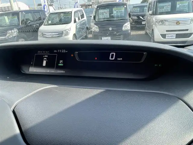 日産 セレナ ハイウェイスター 徳島県 2016(平28)年 10.3万km ダイヤモンドブラック (株)IDOMが運営する【じしゃロン徳島店】の自社ローン対象車両になります。こちらは現金ご利用時の価格です。自社ローンご希望の方は別途その旨お申付け下さい。”/純正9型ナビゲーション	/（フルセグ/CD/DVD/Bluetooth/Blu-ray)/ミラー型アラウンドビューモニター/フリップダウンモニター/ＥＴＣ/エマージェンシーブレーキ/トラクションコントロール/ECOモード切替/アイドリングストップ/両側パワースライドドア									/ハンズフリーオートスライドドア/前後コーナーセンサー/メッキドアハンドル/ＬＥＤヘッドライト/LEDデイライト/フォグランプ/クルーズコントロール/革巻きステアリング/電動格納ミラー/ステアリングリモコン/プッシュスタート/スマートキー						/スペアキー/Wエアバック