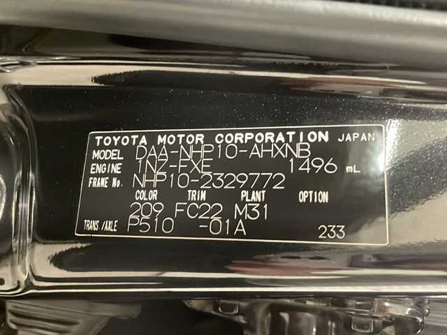トヨタ アクア S 熊本県 2014(平26)年 9.1万km ブラックマイカ トヨタディーラーオプションナビゲーション/【NH3T-W55】/AM FM CD DVD MD ワンセグテレビ/バックカメラ/ETC/純正フロアマット/ＨＩＤヘッドライト/社外15インチアルミホイール/パワーウインドウ/ECOモード/EVモード/ドアバイザー/横滑り防止装置/ABS