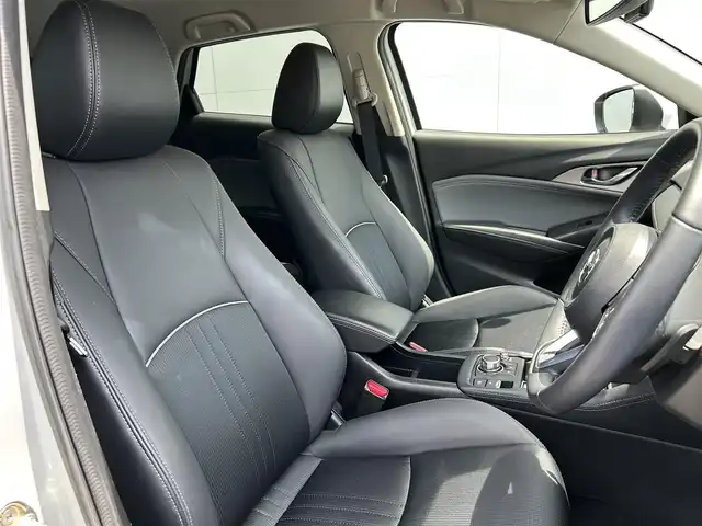 マツダ ＣＸ－３ 20SプロアクティブSパッケージ 佐賀県 2020(令2)年 3万km セラミックM スマートブレーキサポート/レーダークルーズコントロール/BSM　/パーキングセンサー　/純正SDナビ/・フルセグTV/BT/CD/DVD　/360°ビューモニター　/ハーフレザーシート　/シートヒーター　/LEDヘッドライト/フォグランプ/オートライト/革巻きステアリング/パドルシフト　/ステアリングヒーター/ステアリングスイッチ/純正18インチAW/前後ドライブレコーダー(ZDR-015)/ETC/プッシュスタート/スペアキー×１/取扱説明書/保証書