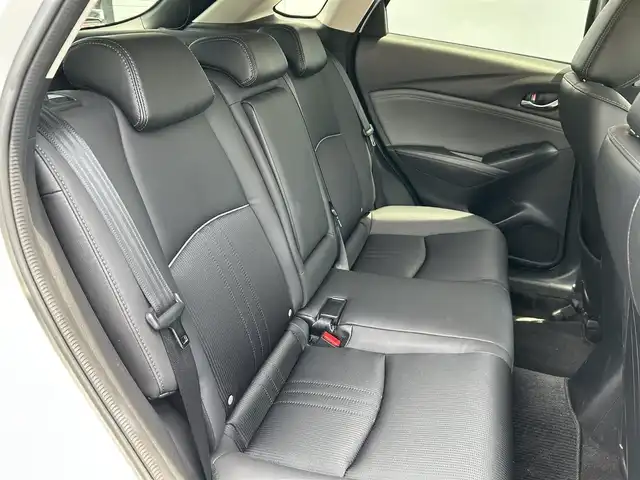 マツダ ＣＸ－３ 20SプロアクティブSパッケージ 佐賀県 2020(令2)年 3万km セラミックM スマートブレーキサポート/レーダークルーズコントロール/BSM　/パーキングセンサー　/純正SDナビ/・フルセグTV/BT/CD/DVD　/360°ビューモニター　/ハーフレザーシート　/シートヒーター　/LEDヘッドライト/フォグランプ/オートライト/革巻きステアリング/パドルシフト　/ステアリングヒーター/ステアリングスイッチ/純正18インチAW/前後ドライブレコーダー(ZDR-015)/ETC/プッシュスタート/スペアキー×１/取扱説明書/保証書