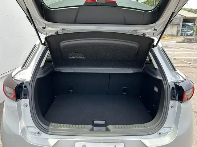 マツダ ＣＸ－３ 20SプロアクティブSパッケージ 佐賀県 2020(令2)年 3万km セラミックM スマートブレーキサポート/レーダークルーズコントロール/BSM　/パーキングセンサー　/純正SDナビ/・フルセグTV/BT/CD/DVD　/360°ビューモニター　/ハーフレザーシート　/シートヒーター　/LEDヘッドライト/フォグランプ/オートライト/革巻きステアリング/パドルシフト　/ステアリングヒーター/ステアリングスイッチ/純正18インチAW/前後ドライブレコーダー(ZDR-015)/ETC/プッシュスタート/スペアキー×１/取扱説明書/保証書
