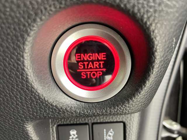 ホンダ Ｎ ＢＯＸ カスタム G L ターボ ホンダセンシング 大阪府 2020(令2)年 5.1万km プレミアムグラマラスブロンズP ホンダセンシング/　・衝突軽減ブレーキ/　・誤発進抑制機能/　・アダプティブクルーズコントロール/　・車線維持支援システム/　・パーキングセンサーシステム/　・ブラインドスポットインフォメーション/社外メモリナビ/　　CD/DVD/BT/フルセグTV/バックカメラ/両側パワースライドドア/LEDオートライト/フォグランプ/合皮ハーフレザーシート/シートヒーター/純正15インチアルミホイール/パドルシフト/スマートキー/ビルトインETC