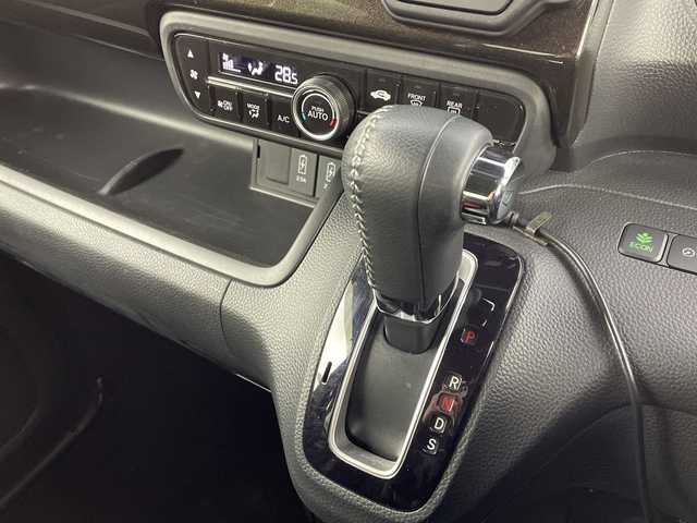 ホンダ Ｎ ＢＯＸ カスタム G L ターボ ホンダセンシング 大阪府 2020(令2)年 5.1万km プレミアムグラマラスブロンズP ホンダセンシング/　・衝突軽減ブレーキ/　・誤発進抑制機能/　・アダプティブクルーズコントロール/　・車線維持支援システム/　・パーキングセンサーシステム/　・ブラインドスポットインフォメーション/社外メモリナビ/　　CD/DVD/BT/フルセグTV/バックカメラ/両側パワースライドドア/LEDオートライト/フォグランプ/合皮ハーフレザーシート/シートヒーター/純正15インチアルミホイール/パドルシフト/スマートキー/ビルトインETC