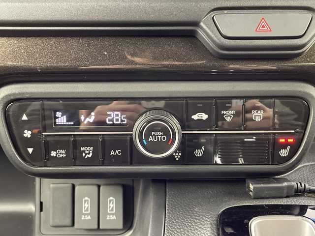 ホンダ Ｎ ＢＯＸ カスタム G L ターボ ホンダセンシング 大阪府 2020(令2)年 5.1万km プレミアムグラマラスブロンズP ホンダセンシング/　・衝突軽減ブレーキ/　・誤発進抑制機能/　・アダプティブクルーズコントロール/　・車線維持支援システム/　・パーキングセンサーシステム/　・ブラインドスポットインフォメーション/社外メモリナビ/　　CD/DVD/BT/フルセグTV/バックカメラ/両側パワースライドドア/LEDオートライト/フォグランプ/合皮ハーフレザーシート/シートヒーター/純正15インチアルミホイール/パドルシフト/スマートキー/ビルトインETC