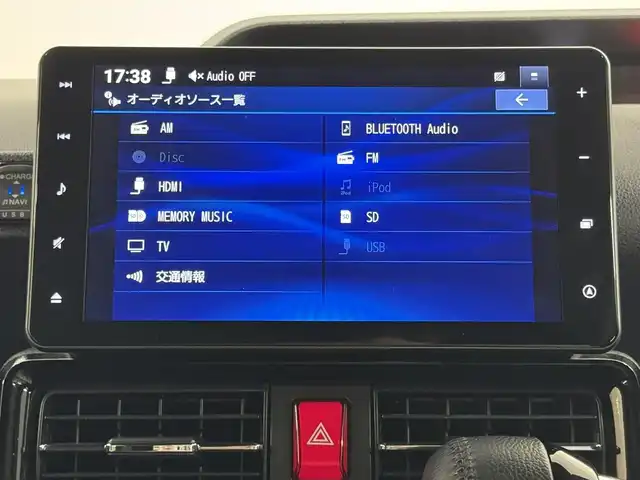 ダイハツ タント カスタム RS 三重県 2022(令4)年 5.2万km ブラックマイカメタリック ガソリン・ターボ/FF/インパネCVT/純正 9インチナビ NMZN-Y72DS/（FM/AM/CD/DVD/Bluetooth/HDMI/iPod/USB/SD/MEMORY MUSIC/TV）/バックカメラ/両側パワースライドドア/ドライブレコーダー 前後/ETC/スマートアシスト3/・衝突回避支援ブレーキ機能（対車両・対歩行者）/・衝突警報機能（対車両・対歩行者）/・ブレーキ制御付誤発進抑制機能（前方・後方）/・レーダークルコン/・レーンキープコントロール（LKC）/・車線逸脱抑制制御機能/・車線逸脱警報機能/・コーナーセンサー（フロント2個／リヤ2個）/・標識認識機能（進入禁止）/装備/・ハーフレザーシート/・シートヒーター（D/N）/・オートエアコン/・オートライト/・オートハイビーム/・LED ヘッドランプ＋サイドビューランプ＋フロントフォグランプ/・運転席ロングスライド機能/・ステアリングスイッチ/・充電用USBジャック（タイプA・運転席側）/・プッシュスタート/・純正15inAW/・スマートキーx2/・保/取/ナビ取/など