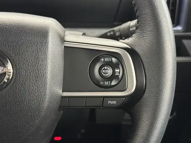 ダイハツ タント カスタム RS 三重県 2022(令4)年 5.2万km ブラックマイカメタリック ガソリン・ターボ/FF/インパネCVT/純正 9インチナビ NMZN-Y72DS/（FM/AM/CD/DVD/Bluetooth/HDMI/iPod/USB/SD/MEMORY MUSIC/TV）/バックカメラ/両側パワースライドドア/ドライブレコーダー 前後/ETC/スマートアシスト3/・衝突回避支援ブレーキ機能（対車両・対歩行者）/・衝突警報機能（対車両・対歩行者）/・ブレーキ制御付誤発進抑制機能（前方・後方）/・レーダークルコン/・レーンキープコントロール（LKC）/・車線逸脱抑制制御機能/・車線逸脱警報機能/・コーナーセンサー（フロント2個／リヤ2個）/・標識認識機能（進入禁止）/装備/・ハーフレザーシート/・シートヒーター（D/N）/・オートエアコン/・オートライト/・オートハイビーム/・LED ヘッドランプ＋サイドビューランプ＋フロントフォグランプ/・運転席ロングスライド機能/・ステアリングスイッチ/・充電用USBジャック（タイプA・運転席側）/・プッシュスタート/・純正15inAW/・スマートキーx2/・保/取/ナビ取/など