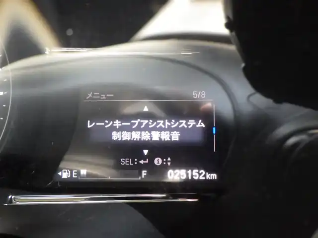 ホンダ ヴェゼル ハイブリッド X ホンダセンシング 千葉県 2020(令2)年 2.6万km ミッドナイトブルービームM ホンダセンシング/・衝突軽減ブレーキ（CMBS）/・車線維持支援システム（LKAS）/・アダプティブクルーズコントロール（ACC）/・後方誤発進抑制機能/・誤発進抑制機能/純正SDナビ/地デジTV/【DVD/CD再生機能　Bluetooth接続】/バックカメラ/ドライブレコーダー（前後撮影）/革巻きステアリング/ステアリングスイッチ/パドルシフト/ETC/LEDヘッドライト/フォグライト/ウインカーミラー/純正16インチアルミホイル/サイド/カーテンエアバッグ/Honda スマートキー
