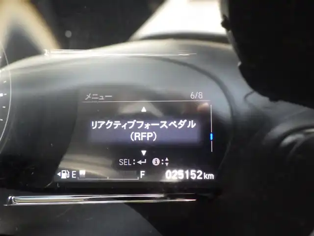 ホンダ ヴェゼル ハイブリッド X ホンダセンシング 千葉県 2020(令2)年 2.6万km ミッドナイトブルービームM ホンダセンシング/・衝突軽減ブレーキ（CMBS）/・車線維持支援システム（LKAS）/・アダプティブクルーズコントロール（ACC）/・後方誤発進抑制機能/・誤発進抑制機能/純正SDナビ/地デジTV/【DVD/CD再生機能　Bluetooth接続】/バックカメラ/ドライブレコーダー（前後撮影）/革巻きステアリング/ステアリングスイッチ/パドルシフト/ETC/LEDヘッドライト/フォグライト/ウインカーミラー/純正16インチアルミホイル/サイド/カーテンエアバッグ/Honda スマートキー