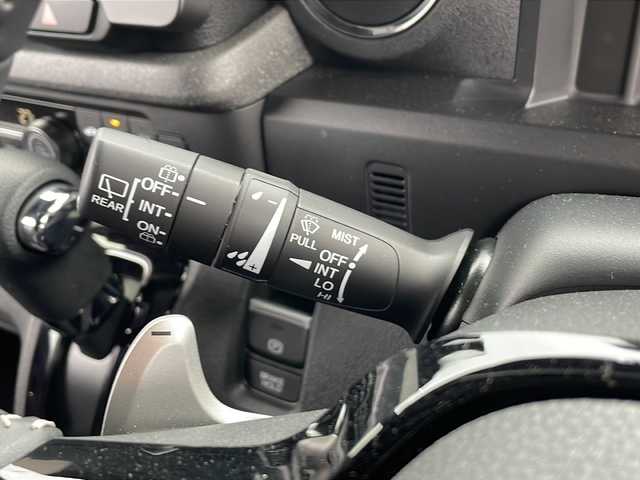 ホンダ Ｎ ＢＯＸ カスタム ターボ コーディネートS 富山県 2024(令6)年 0.6万km プラチナホワイトパール ワンオーナー/純正ナビ/フルセグ/バックカメラ/両側パワースライドドア/衝突軽減ブレーキ/レーンアシスト/レーダークルーズコントロール/シートヒーター/ＬＥＤヘッドライト/パドルシフト/ETC/純正15インチアルミホイール