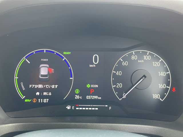 ホンダ ヴェゼル ハイブリッド e:HEV Z 愛知県 2022(令4)年 3.8万km クリスタルブラックパール /禁煙車//ワンオーナー//純正メモリナビ//AM/FM/USB/BT//前後ドライブレコーダー//ハーフレザーシート//革巻きステアリング//ステアリングスイッチ//前席シートヒーター//ステアリングヒーター//パワーバックドア//ビルトインETC//ホンダセンシング//路外逸脱抑制//レーンキープアシスト//ブラインドスポットインフォメーション//踏み間違い衝突軽減//CMBS//ACC//パーキングセンサー//ヒルディセントコントロール//電動パーキング//ブレーキホールド//LEDオートライト//フロントフォグ//オートハイビーム//純正フロアマット//純正ドアバイザー//保証書/取扱説明書/スペアキー