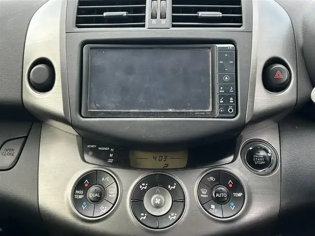 トヨタ ヴァンガード 240S 愛知県 2011(平23)年 11.9万km ホワイトパールクリスタルシャイン 純正HDDナビ/（AM/FM/BT/CD/DVD/SD/HDD)/フルセグTV/ETC/HIDヘッドライト/フォグランプ/ドアミラーウインカー/パドルシフト/純正17インチAW/スマートキー/ドアバイザー/フロアマット