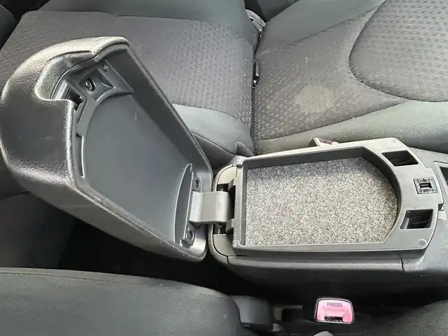 トヨタ ヴァンガード 240S 愛知県 2011(平23)年 11.9万km ホワイトパールクリスタルシャイン 純正HDDナビ/（AM/FM/BT/CD/DVD/SD/HDD)/フルセグTV/ETC/HIDヘッドライト/フォグランプ/ドアミラーウインカー/パドルシフト/純正17インチAW/スマートキー/ドアバイザー/フロアマット
