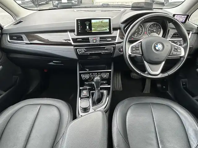 ＢＭＷ ２１８ｄ グランツアラー ラグジュアリー 福島県 2017(平29)年 4.9万km ミネラルホワイト 純正ナビゲーション/【CD/DVD/BT】/バックカメラ/ドライブレコーダー/レーダー探知機/型番：Z280C5d/前席シートヒーター/前席パワーシート/運転席シートメモリー/ヘッドアップディスプレイ/ステアリングリモコン/電動リフトゲート/アクティブクルーズコントロール/LEDオートライト/純正フロアマット