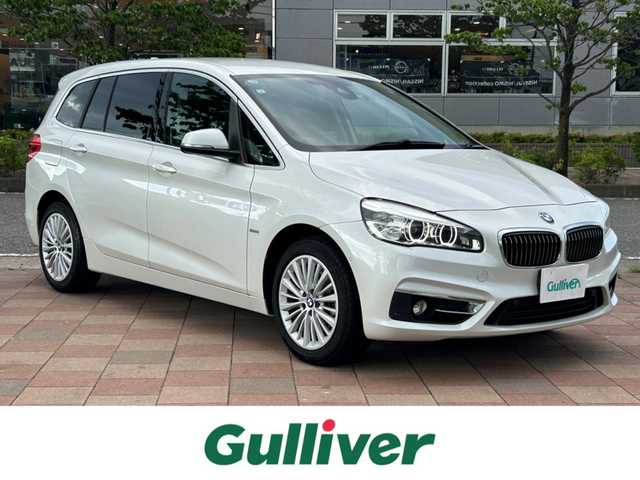 ＢＭＷ ２１８ｄ グランツアラー ラグジュアリー 福島県 2017(平29)年 4.9万km ミネラルホワイト 純正ナビゲーション/【CD/DVD/BT】/バックカメラ/ドライブレコーダー/レーダー探知機/型番：Z280C5d/前席シートヒーター/前席パワーシート/運転席シートメモリー/ヘッドアップディスプレイ/ステアリングリモコン/電動リフトゲート/アクティブクルーズコントロール/LEDオートライト/純正フロアマット