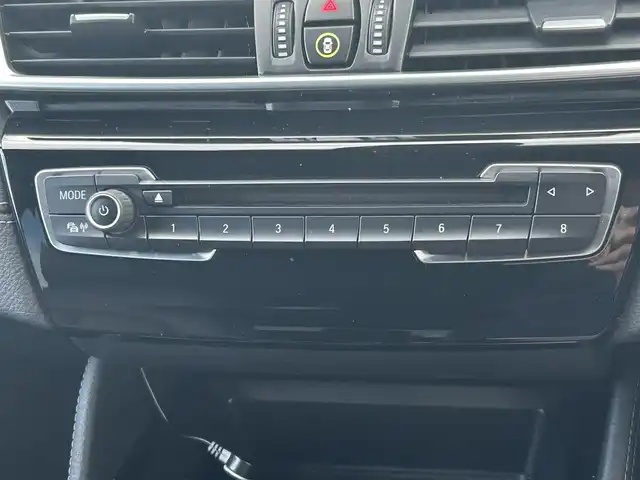 ＢＭＷ ２１８ｄ グランツアラー ラグジュアリー 福島県 2017(平29)年 4.9万km ミネラルホワイト 純正ナビゲーション/【CD/DVD/BT】/バックカメラ/ドライブレコーダー/レーダー探知機/型番：Z280C5d/前席シートヒーター/前席パワーシート/運転席シートメモリー/ヘッドアップディスプレイ/ステアリングリモコン/電動リフトゲート/アクティブクルーズコントロール/LEDオートライト/純正フロアマット