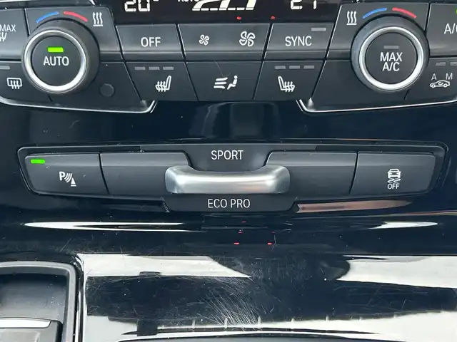 ＢＭＷ ２１８ｄ グランツアラー ラグジュアリー 福島県 2017(平29)年 4.9万km ミネラルホワイト 純正ナビゲーション/【CD/DVD/BT】/バックカメラ/ドライブレコーダー/レーダー探知機/型番：Z280C5d/前席シートヒーター/前席パワーシート/運転席シートメモリー/ヘッドアップディスプレイ/ステアリングリモコン/電動リフトゲート/アクティブクルーズコントロール/LEDオートライト/純正フロアマット