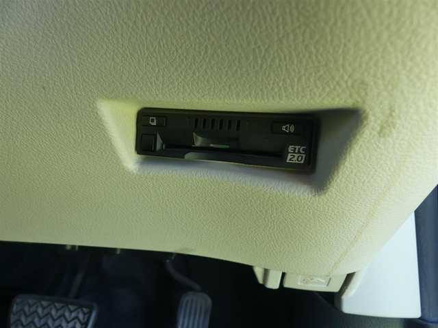 トヨタ シエンタ G 千葉県 2016(平28)年 6万km コバルトブルーメタリック Toyota Safety Sense/・プリクラッシュセーフティ/・レーンディパーチャーアラート/・オートハイビーム/両側パワースライドドア/純正SDナビ/地デジTV/【DVD/CD再生機能　Bluetooth接続】/バックカメラ/革巻きステアリング/HIDヘッドライト/ウインカーミラー/スマートキー