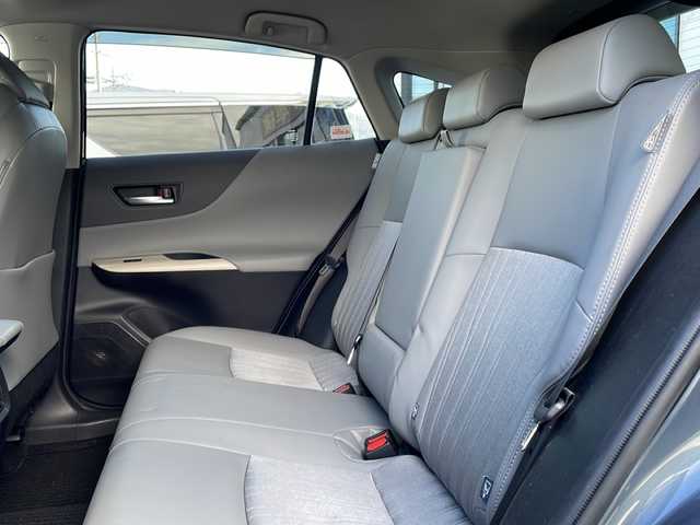 トヨタ ハリアー G 長野県 2020(令2)年 3.8万km スレートグレーメタリック 登録時走行距離37673km/４ＷＤ/８インチ純正ディスプレイオーディオ/Bluetooth Audio/ビルドインＥＴＣ/バックカメラ/追従クルーズコントロール/コーナーセンサー/ステアリングスイッチ/デジタルインナーミラー/パワーシートＤ席/純正フロアマット/プッシュスタート/オートライト/フォグランプ/ドアバイザー/スマートキー/スペアキー×１/横滑り防止機能/盗難防止機能/車載冬タイヤ(社外ホイール付)×４