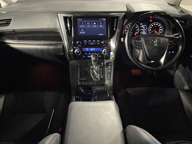 トヨタ アルファード S Cパッケージ 山口県 2021(令3)年 3.7万km ホワイトパールクリスタルシャイン ワンオーナー/1/2列目サンルーフ/フリップダウンモニター/純正ナビフルセグTV、AM/FM、Bluetooth）/バックカメラ/両側パワースライドドア/パワーバックドア/本革シート/1/2列目パワーシート/1列目シートヒーター＆ベンチレーション/ステアリングヒーター/シートメモリー