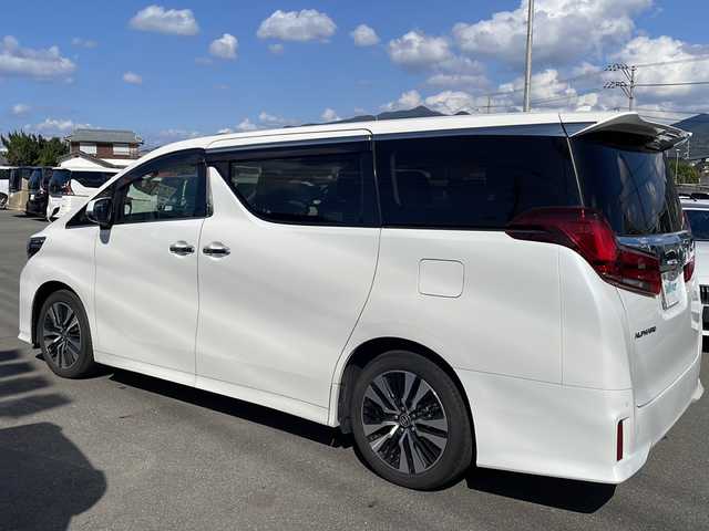 トヨタ アルファード S Cパッケージ 山口県 2021(令3)年 3.7万km ホワイトパールクリスタルシャイン ワンオーナー/1/2列目サンルーフ/フリップダウンモニター/純正ナビフルセグTV、AM/FM、Bluetooth）/バックカメラ/両側パワースライドドア/パワーバックドア/本革シート/1/2列目パワーシート/1列目シートヒーター＆ベンチレーション/ステアリングヒーター/シートメモリー