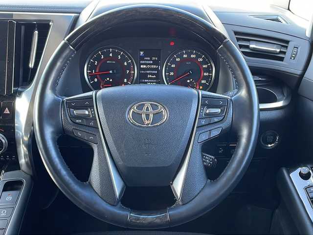トヨタ アルファード S Cパッケージ 山口県 2021(令3)年 3.7万km ホワイトパールクリスタルシャイン ワンオーナー/1/2列目サンルーフ/フリップダウンモニター/純正ナビフルセグTV、AM/FM、Bluetooth）/バックカメラ/両側パワースライドドア/パワーバックドア/本革シート/1/2列目パワーシート/1列目シートヒーター＆ベンチレーション/ステアリングヒーター/シートメモリー
