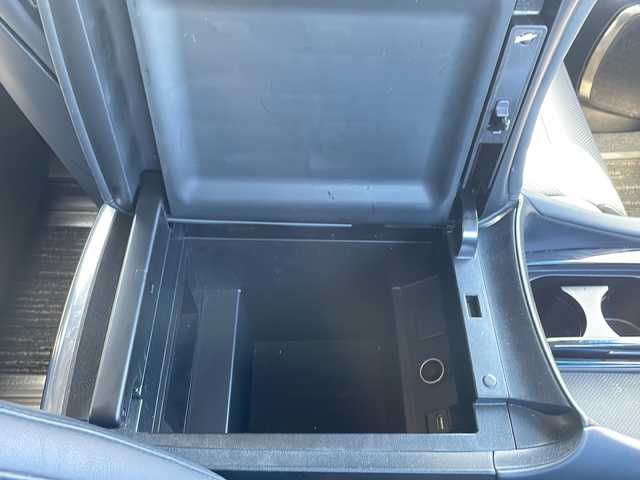 トヨタ アルファード S Cパッケージ 山口県 2021(令3)年 3.7万km ホワイトパールクリスタルシャイン ワンオーナー/1/2列目サンルーフ/フリップダウンモニター/純正ナビフルセグTV、AM/FM、Bluetooth）/バックカメラ/両側パワースライドドア/パワーバックドア/本革シート/1/2列目パワーシート/1列目シートヒーター＆ベンチレーション/ステアリングヒーター/シートメモリー