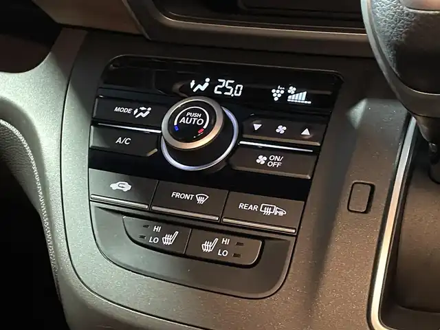 ホンダ フリード G ホンダセンシング 滋賀県 2020(令2)年 5.2万km プラチナホワイトパール 純正ナビ/（CD/BT/USB/SD）/ホンダセンシング/・衝突軽減ブレーキ/・路外逸脱抑制機能/・アダプティブクルーズコントロール/バックカメラ/ビルトインETC/前席シートヒーター/両側パワースライドドア/パーキングセンサー/ステアリングスイッチ/LEDヘッドライト/純正フロアマット