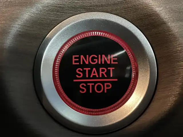 ホンダ フリード G ホンダセンシング 滋賀県 2020(令2)年 5.2万km プラチナホワイトパール 純正ナビ/（CD/BT/USB/SD）/ホンダセンシング/・衝突軽減ブレーキ/・路外逸脱抑制機能/・アダプティブクルーズコントロール/バックカメラ/ビルトインETC/前席シートヒーター/両側パワースライドドア/パーキングセンサー/ステアリングスイッチ/LEDヘッドライト/純正フロアマット