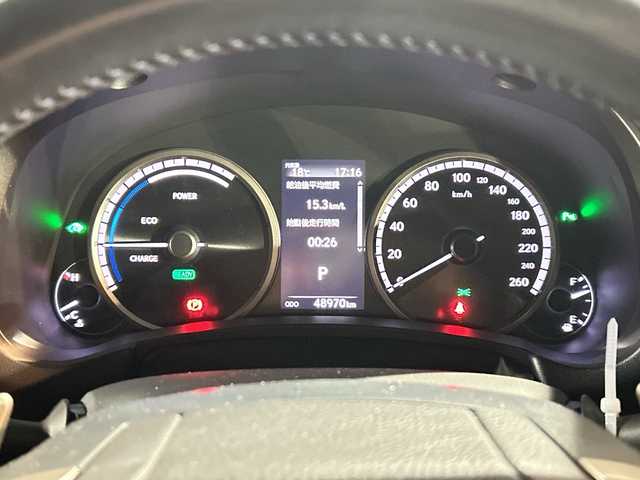 レクサス ＮＸ 300h クール&ブライト 茨城県 2021(令3)年 4.9万km ホワイトノーヴァガラスフレーク Fスポーツベース特別使用車/純正10.3インチナビ/(地デジTV・CD・DVD・BT・ラジオ再生)/レーダークルーズコントロール/レーンアシスト/プリクラッシュセーフティ/ブラインドスポットモニター/リアクロストラフィックアラート/本革レザーシート/シートベンチレーション/パワーシート/ドライブレコーダー/ビルトインETC2.0/バックカメラ/オートライト/LEDヘッドライト/純正18inブラックスパッタリングホイール/純正フロアマット/スマートキー/スペアキー/取扱説明書/保証書