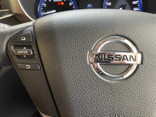 日産 エルグランド 250HWS Sジェットブラック アーバンクロム 岩手県 2020(令2)年 4.9万km ブリリアントホワイトパール ４WD/後席用モニター/タンレザーシート/両側パワースライドドア/パワーバックドア/インテリジェントクルーズコントロール/エマージェンシーブレーキ/レーンアシスト/横滑り防止装置/ハイビームアシスト/インテリジェントルームミラー/MTモード付きAT/パワーシート/シートヒーター/オットマン/純正ナビ/（CD/DVD/Blu-rayDisc/フルセグ/SD/USB/Bluetooth）/バックカメラ/ETC/ドライブレコーダー/LEDヘッドライト/純正18インチアルミホイール