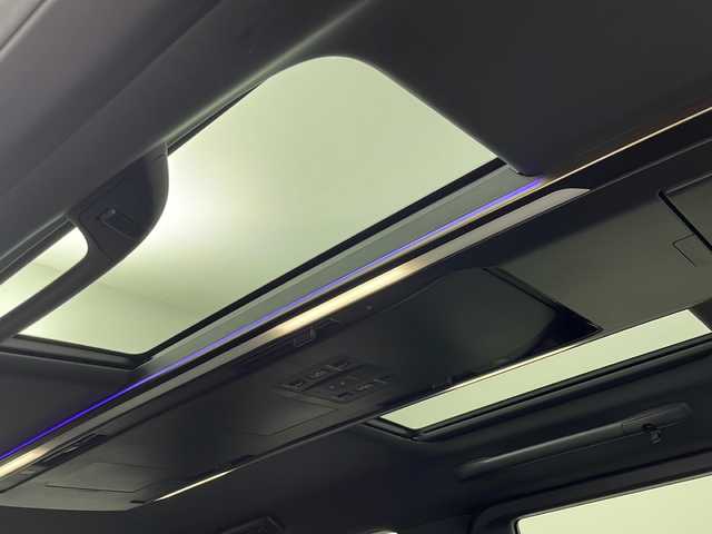トヨタ ヴェルファイア ハイブリット Z プレミア 千葉県 2024(令6)年 1.1万km ブラック 禁煙車/両側電動ドア/パワーバックドア/ツインガラスルーフ/13.2インチ有機ELフリップダウンモニター/・デジタルインナーミラー/トヨタセーフティセンス/・プリクラッシュセーフティ/・プリクラッシュセーフティブレーキ/・レーンキープアシスト/・ブラインドスポットモニター/・クリアランスソナー/・レーダークルーズコントロール/純正14インチディスプレイオーディオ/・Bluetooth/HDMI/フルセグTV/・パノラミックビューモニター/・ビルトインETC2.0/レザーシート/・D席メモリ付き/・パワーシート（DNセカンドシート）/・シートヒーター（DNセカンドシート）/・エアーシート（DNセカンドシート）/革巻きステアリング/・ステアリングスイッチ/・ステアリングヒーター/・パドルシフト/・パーキングアシスト/電子パーキング/・ブレーキホールド/AC電源/置くだけ充電/電動格納サイドシェード/左右独立エアコン/純正フロアマット/純正19インチAW/オートライト/・オートマチックハイビーム/・三眼LEDヘッドライト/・LEDフォグランプ/・シーケンシャルウインカー