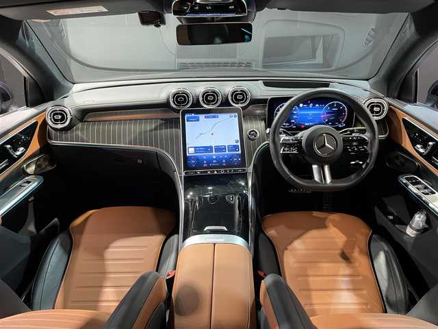 メルセデス・ベンツ Ｍ・ベンツ ＧＬＣ２２０ d 4マチック クーペ 道央・札幌 2023(令5)年 2.4万km 青 AMGラインパッケージ/・レザーARTICO/DINAMICAシート/・AIR BODY CONTROLサスペンション/・アダプティブハイビームアシストプラス/・マルチビームLEDヘッドライト/・AMGラインエクステリア/・AMGラインインテリア/・ブラックアッシュウッドインテリアトリム/・本革巻スポーツステアリング/・19インチAMG5ツインスポークAW/レーダーセーフティパッケージ/・アクティブディスタンスアシストディストロニック/・アクティブステアリングアシスト/・PRE-SAFE/アクティブパーキングアシスト/トラフィックサインアシスト/360°カメラシステム/アンビエントライト/メモリー付パワーシート(D/N)/電動ランバーサポート(D/N)/シートヒーター(全席)/ヘッドアップディスプレイ/EASY-PACK自動開閉テールゲート/フットトランクオープナー/デジタルコックピットディスプレイ/10.25インチメディアディスプレイ/フルセグTVチューナー/AppleCarPlay/AndroidAuto/Burmesterサラウンド/ワイヤレスチャージング/純正ドライブレコーダー