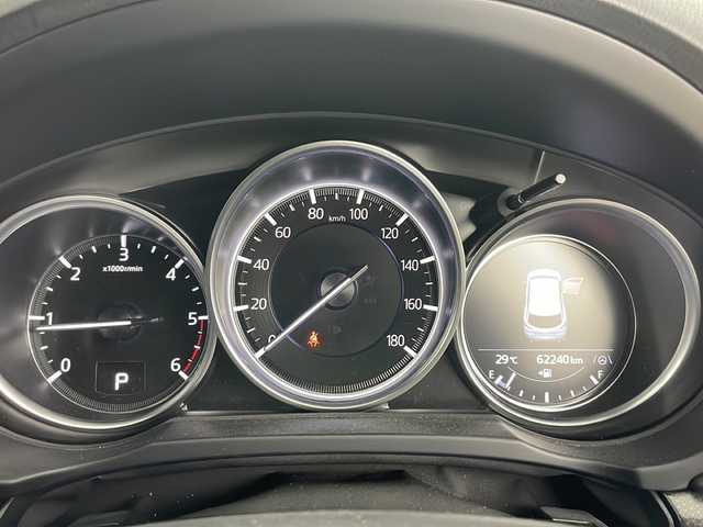 マツダ ＣＸ－８ XD ブラックトーンエディション 道央・札幌 2021(令3)年 6.3万km スノーフレイクホワイトパールマイカ ・4WD/・寒冷地仕様/・ワンオーナー/・純正SDナビ&CD&DVD&SD&BT&フルセグ&USB/・i-ACTIVSENSE/・速度標識警報/・ブラインドスポットモニター/・車線逸脱警報システム/・レーンキープアシスト/・パーキングセンサー/・スマートブレーキサポート/・スマートシティブレーキサポート/・ヘッドアップディスプレイ/・レーダークルーズコントロール/・全方位カメラ/・フロントカメラ/・サイドカメラ/・バックカメラ/・パワーバックドア/・BOSEサウンド/・置くだけ充電/・ハーフレザーシート/・シートヒーター/・パワーシート/・メモリーシート/・ドアミラーヒーター/・革巻きステアリング/・パドルシフト/・ステアリングスイッチ/・オートライト/・LEDヘッドライト/・LEDフォグ/・バックフォグ/・ETC/・純正フロアマット/・純正19インチAW
