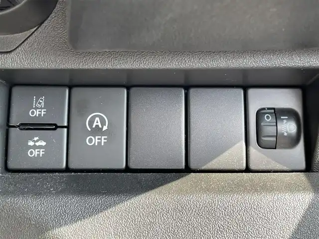 スズキ ジムニー XG 福岡県 2023(令5)年 0.7万km シルキーシルバーメタリック ワンオーナー/ALPINEデジタルインナーミラー/社外ディスプレイオーディオ/（FH-8500DVS)/BT接続/USB接続/CD再生/バックカメラ/アイドリングストップ/社外フロアマット