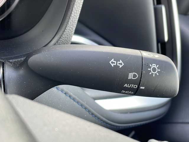 トヨタ ヴォクシー S－Z 道北・旭川 2025(令7)年 0.4万km アティチュードブラックマイカ /ワンオーナー//４ＷＤ//禁煙車//寒冷地仕様//純正１０．５インチディスプレイオーディオ//ＣＤ・ＤＶＤ・ＵＳＢ・ＨＤＭＩ・ＢＴ//バックカメラ　//パワーバックドア　//両側パワースライドドア//両側ハンズフリードア//ハーフレザーシート//１・２列目シートヒーター//ステアリングヒーター//ブレーキホールド//トヨタセーフティセンス//レーダークルーズコントロール//プロアクティブドライビングアシスト//駐車支援システム//パーキングサポートブレーキ//ロードサインアシスト//先行車発進お知らせ//プリクラッシュセーフティ//クリアランスソナー//オートマチックハイビーム//レーンデパーチャーアラート//ＬＥＤヘッドライト・オートライト//リアサンシェード//オートリトラクトミラー//社外前後ドライブレコーダー//社外１６インチアルミ冬タイヤ//純正１６インチアルミ夏積込み（５分山）//純正ビルトインＥＴＣ２．０//保証書・取説//スペアキー×１