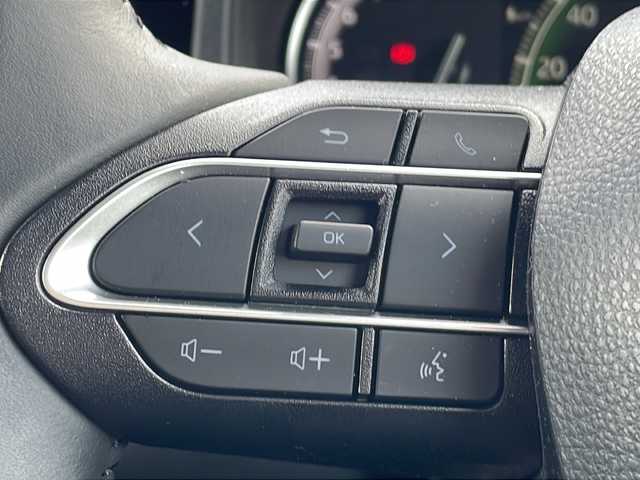 トヨタ ヴォクシー S－Z 道北・旭川 2025(令7)年 0.4万km アティチュードブラックマイカ /ワンオーナー//４ＷＤ//禁煙車//寒冷地仕様//純正１０．５インチディスプレイオーディオ//ＣＤ・ＤＶＤ・ＵＳＢ・ＨＤＭＩ・ＢＴ//バックカメラ　//パワーバックドア　//両側パワースライドドア//両側ハンズフリードア//ハーフレザーシート//１・２列目シートヒーター//ステアリングヒーター//ブレーキホールド//トヨタセーフティセンス//レーダークルーズコントロール//プロアクティブドライビングアシスト//駐車支援システム//パーキングサポートブレーキ//ロードサインアシスト//先行車発進お知らせ//プリクラッシュセーフティ//クリアランスソナー//オートマチックハイビーム//レーンデパーチャーアラート//ＬＥＤヘッドライト・オートライト//リアサンシェード//オートリトラクトミラー//社外前後ドライブレコーダー//社外１６インチアルミ冬タイヤ//純正１６インチアルミ夏積込み（５分山）//純正ビルトインＥＴＣ２．０//保証書・取説//スペアキー×１