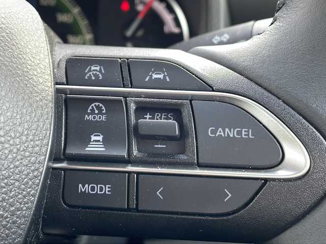 トヨタ ヴォクシー S－Z 道北・旭川 2025(令7)年 0.4万km アティチュードブラックマイカ /ワンオーナー//４ＷＤ//禁煙車//寒冷地仕様//純正１０．５インチディスプレイオーディオ//ＣＤ・ＤＶＤ・ＵＳＢ・ＨＤＭＩ・ＢＴ//バックカメラ　//パワーバックドア　//両側パワースライドドア//両側ハンズフリードア//ハーフレザーシート//１・２列目シートヒーター//ステアリングヒーター//ブレーキホールド//トヨタセーフティセンス//レーダークルーズコントロール//プロアクティブドライビングアシスト//駐車支援システム//パーキングサポートブレーキ//ロードサインアシスト//先行車発進お知らせ//プリクラッシュセーフティ//クリアランスソナー//オートマチックハイビーム//レーンデパーチャーアラート//ＬＥＤヘッドライト・オートライト//リアサンシェード//オートリトラクトミラー//社外前後ドライブレコーダー//社外１６インチアルミ冬タイヤ//純正１６インチアルミ夏積込み（５分山）//純正ビルトインＥＴＣ２．０//保証書・取説//スペアキー×１