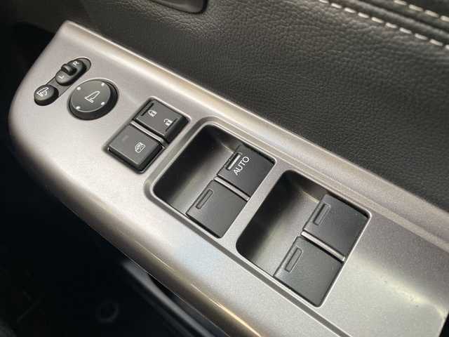 ホンダ ステップワゴン スパーダ eHEV G EXホンダS 広島県 2021(令3)年 6.3万km プレミアムスパークルブラックパール 禁煙/ホンダセンシング/・衝突軽減ブレーキ〈CMBS〉/・誤発進抑制機能/・歩行者事故低減ステアリング/・外逸脱抑制機能/・渋滞追従機能付アダプティブ・クルーズ・コントロール/・LKAS〈車線維持支援システム〉/・先行車発進お知らせ機能/・標識認識機能/純正10型ナビ/・CD/DVD/Bluetooth/フルセグTV/ApplecarPlay/バックカメラ/両側パワースライドドア/わくわくゲート/革巻きステアリング/ステアリングスイッチ/オートライト/LEDヘッドライト/フォグランプ/ハーフレザーシート/シートヒーター/コンフォートビューパッケージ/電動パーキングブレーキ/オートブレーキホールド/純正フロアマット/ドアバイザー/ビルトインETC2.0/W+サイド+カーテンエアバック