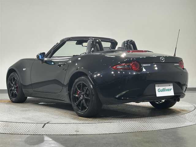 マツダ ロードスター RS 愛知県 2020(令2)年 1.8万km ジェットブラックマイカ 純正SDナビ/AM/FM/CD/DVD/Bluetooth/フルセグTV/BOSEサウンド/クルーズコントロール/衝突被害軽減ブレーキ/レーンキープアシスト/横滑り防止装置/ブラインドスポットモニター/クリアランスソナー/シートヒーター/オートライト/LEDヘッドライト/スマートキー/プッシュスタート/電動格納ミラー/純正16インチAW/純正フロアマット/保証書/取扱説明書